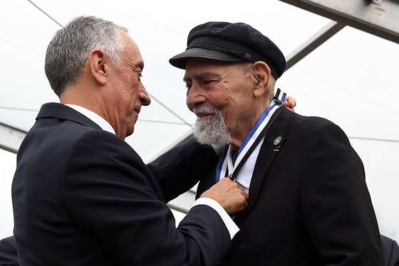 Celebra&Atilde;&sect;&Atilde;&micro;es oficiais do Dia de Portugal, de Cam&Atilde;&micro;es e das Comunidades Portuguesas em Paris