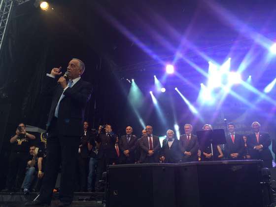 Marcelo no palco festa da r&Atilde;&iexcl;dio Alfa