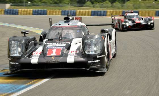 (L to R) New Zealand's Brandon Hartley on his Porsche 919 Hybrid N&Acirc;&deg;1, France's Benoit Treluyer on his Audi R18 Hybrid n&Acirc;&deg;7, take part in a free practice session of the 84th Le Mans 24 hours endurance race, on June 7, 2016 in Le Mans, western France. Sixty cars with 180 drivers will participate on June 18 and 19 in the Le Mans 24-hours endurance race. / AFP / JEAN-FRANCOIS MONIER (Photo credit should read JEAN-FRANCOIS MONIER/AFP/Getty Images)
