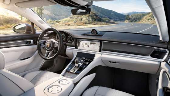 low_panamera_turbo_2016_porsche_ag (7)