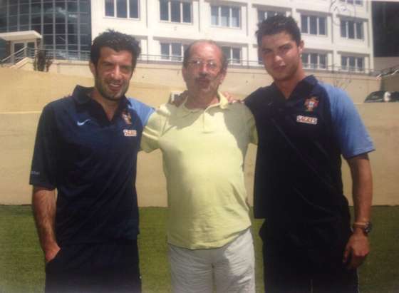 Dois vencedores da Bola de Outo e o homem que os trouxe para o Sporting quando come&Atilde;&sect;aram a reluzir (Cr&Atilde;&copy;ditos: D.R.)
