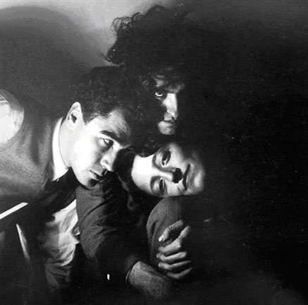Alexandre com Nora Mitrani e Marcelino Vespeira fotografados por Fernando Lemos, 1950