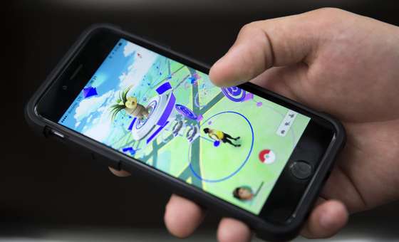 Pokemon Go, os ca&Atilde;&sect;adores deixaram os bosques e foram para os ecr&Atilde;&pound;s