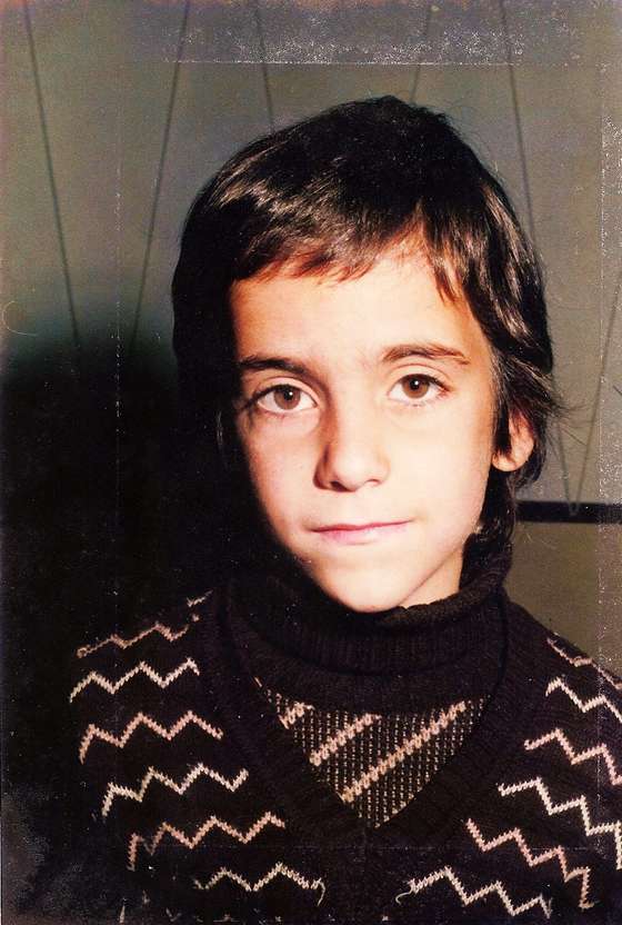 valter hugo m&Atilde;&pound;e com oito anos