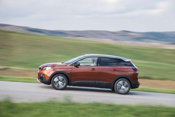 PEUGEOT3008_TestDrives_201610_58