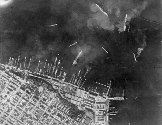 Taranto_1940_(2)