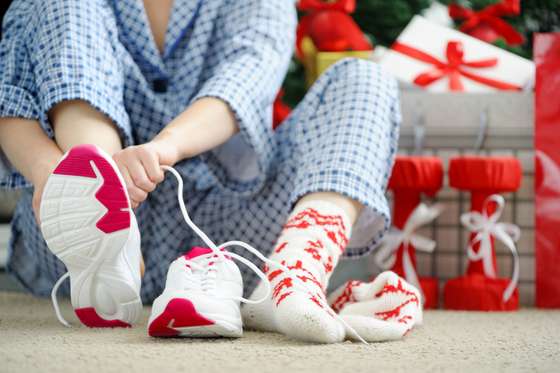 Morning, Tighten, Women, Sports Clothing, Christmas Present, Shoelace, Unpacking, Holding, Jogging, Action, Joy, Red, Low, Sport, Lifestyles, Indoors, People, Gift, Living Room, Footpath, Christmas, Birthday, Shoe, 