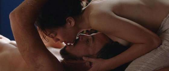 A hist&Atilde;&sup3;ria sensual e tr&Atilde;&iexcl;gica de Ramiro e Maria Adelaide &Atilde;&copy; interpretada por Ivo Canelas e Catarina Lu&Atilde;&shy;s 