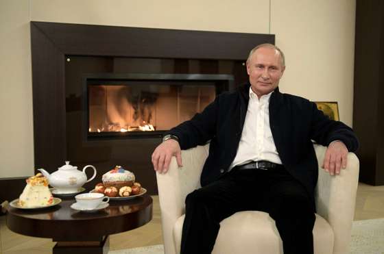 President Putin congratulates Russians on Orthodox Easter