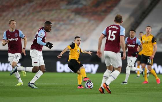 Wolverhampton Wanderers v West Ham United - Premier League