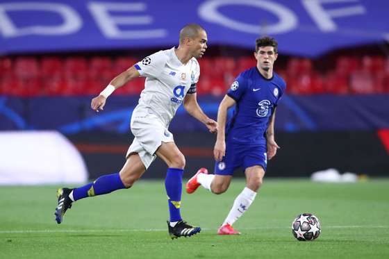 Chelsea FC v Porto - UEFA Champions League Quarter Final: Leg Two