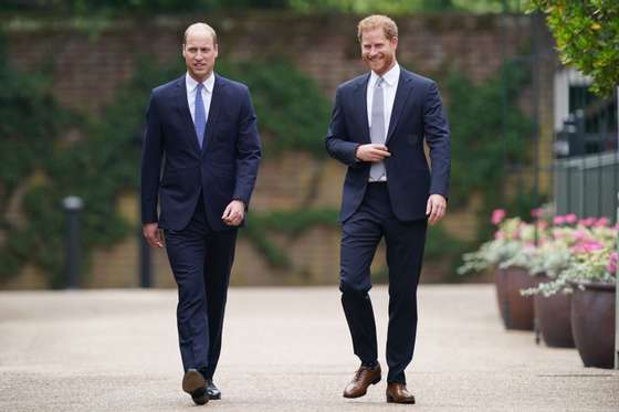 BRITAIN-ROYALS-DIANA-STATUE