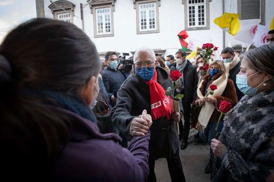 Campanhas para as elei&Atilde;&sect;&Atilde;&micro;es legislativas de 2022: A&Atilde;&sect;&Atilde;&pound;o de campanha na Guarda do candidato pelo Partido Socialista, Ant&Atilde;&sup3;nio Costa, secret&Atilde;&iexcl;rio-geral do PS e candidato a primeiro-ministro. As elei&Atilde;&sect;&Atilde;&micro;es legislativas realizam-se no pr&Atilde;&sup3;ximo dia 30 de janeiro de 2022. Guarda, 21 de janeiro de 2022. JO&Atilde;O PORF&Atilde;RIO/OBSERVADOR