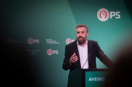 Campanhas para as elei&Atilde;&sect;&Atilde;&micro;es legislativas de 2022: Com&Atilde;&shy;cio em Aveiro do candidato pelo Partido Socialista, Ant&Atilde;&sup3;nio Costa, secret&Atilde;&iexcl;rio-geral do PS e candidato a primeiro-ministro. As elei&Atilde;&sect;&Atilde;&micro;es legislativas realizam-se no pr&Atilde;&sup3;ximo dia 30 de janeiro de 2022. Com interven&Atilde;&sect;&Atilde;&micro;es do cabe&Atilde;&sect;a de lista de Aveiro, Pedro Nuno Santos. Aveiro, 25 de janeiro de 2022. JO&Atilde;O PORF&Atilde;RIO/OBSERVADOR