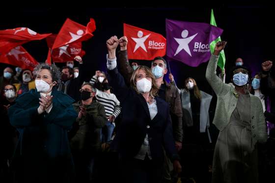 Campanhas para as elei&Atilde;&sect;&Atilde;&micro;es legislativas de 2022: A&Atilde;&sect;&Atilde;&pound;o de campanha de Catarina Martins, candidato pelo Bloco de Esquerda a primeiro-ministro. Com&Atilde;&shy;cio com Mariana Mort&Atilde;&iexcl;gua, Beatriz Gomes Dias, Bruno Maia, Leonor Rosas e Pedro Filipe Soares Lisboa, 27 de janeiro de 2022. FILIPE AMORIM/OBSERVADOR