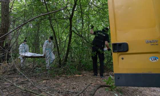 Bodies of seven civilians shot by Russian military found in Bucha district