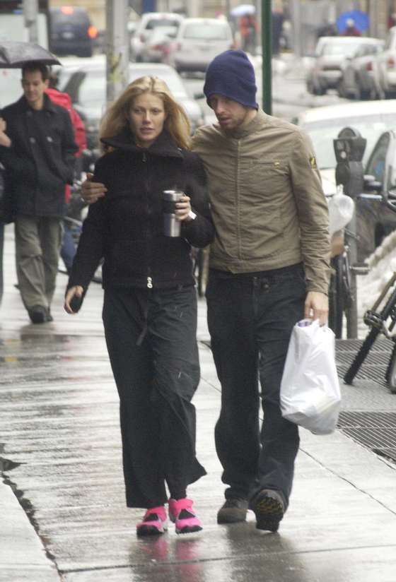 Gwyneth Paltrow And Boyfriend Chris Martin In New York