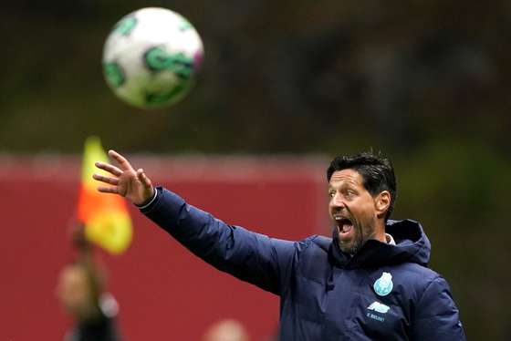 FC PortoÂ´s Vitor Bruno reacts during the Portuguese First League soccer match with Sporting de Braga held in Municipal of Braga Stadium, Braga, Portugal, 18 May 2024. HUGO DELGADO/LUSA