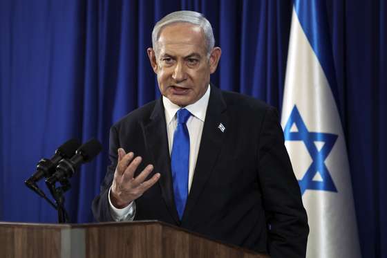 epa11476607 Israeli Prime Minister Benjamin Netanyahu speaks during a press conference amid the ongoing conflict in Gaza between Israel and Hamas, in Tel Aviv, Israel, 13 July 2024.  EPA/NIR ELIAS / POOL