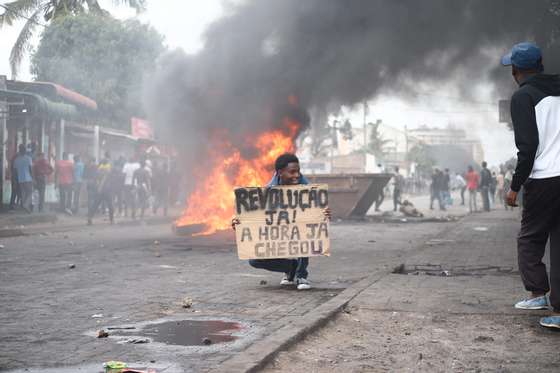 ManifestaÃ§Ã£o de apoio a VenÃ¢ncio Mondlane, a 7 de novembro de 2024, em Maputo, MoÃ§ambique