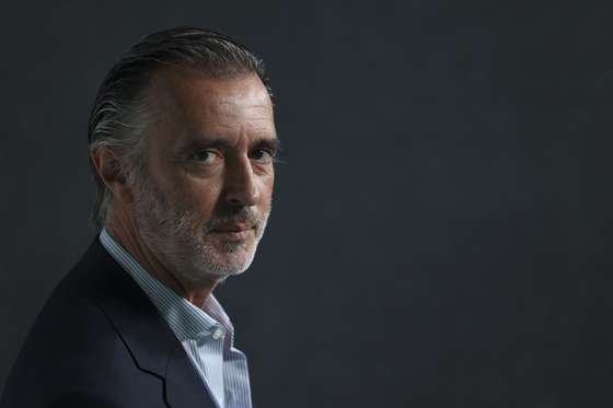 O ex-l&Atilde;&shy;der da Iniciativa Liberal (IL), e candidato &Atilde;&nbsp; Presid&Atilde;&ordf;ncia da Rep&Atilde;&ordm;blica, Jo&Atilde;&pound;o Cotrim de Figueiredo, em entrevista &Atilde;&nbsp; Lusa, na Ag&Atilde;&ordf;ncia Lusa, em Lisboa, 13 de novembro de 2025. (ACOMPANHA TEXTO DO DIA 14 DE NOVEMBRO DE 2025). ANDR&Atilde; KOSTERS/LUSA