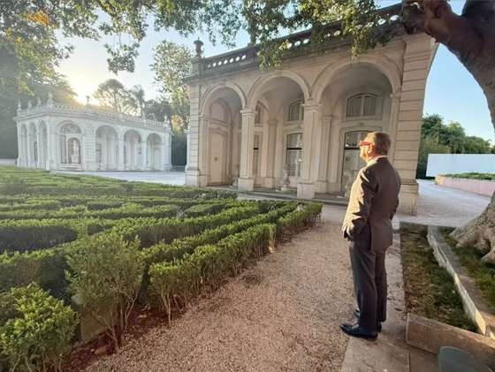 Ant&Atilde;&sup3;nio Jos&Atilde;&copy; Seguro a ver o eclipse