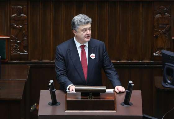 Ukrainian President Petro Poroshenko visits Poland