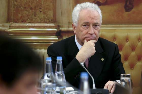 Carlos Costa em comiss&Atilde;&pound;o parlamentar