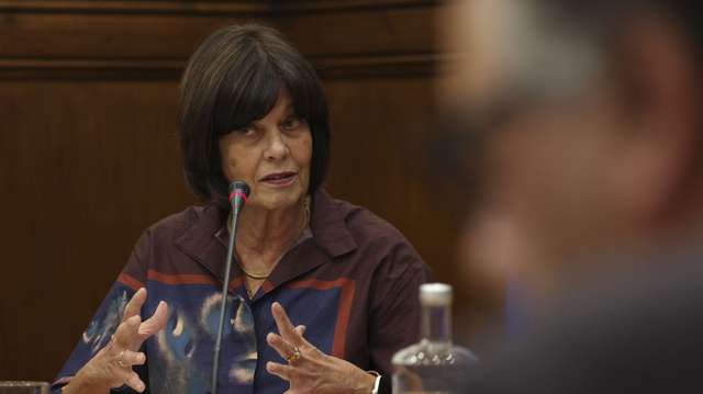 A directora de Informação da Agência Lusa Luisa Meireles, durante a sua audição na Comissão de Cultura, Comunicação, Juventude e Desporto, no âmbito da apreciação na generalidade dos projetos de lei n.os 555/XVII/1.ª (PS), 601/XVII/1.ª (IL), 604/XVII/1.ª (PCP), 605/XVII/1.ª (L) e projeto de resolução 906/XVII/1.ª (CH)., na Assembleia da República, em Lisboa, 22 de setembro de 2026. ANDRÉ KOSTERS/LUSA