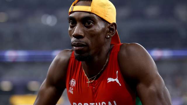 epa12384448 Pedro Pichardo of Portugal looks on during the Men's Triple Jump qualification at the World Athletics Championships 2025 in Tokyo, Japan, 17 September 2025.  EPA/KIYOSHI OTA