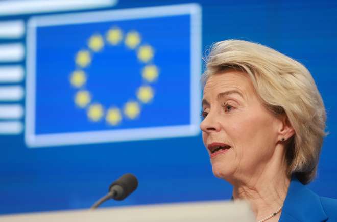 epa12602273 European Commission President Ursula von der Leyen at the end of the EU Council Summit in Brussels, Belgium, 19 December 2025. EU leaders were meeting to discuss the latest developments in Ukraine, the EU's next multiannual financial framework, the EU enlargement process, and the geoeconomic situation in the European Union.  EPA/OLIVIER HOSLET