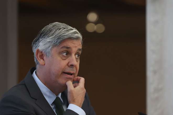 O governador do Banco de Portugal (BdP), Mário Centeno, intervém na conferência de imprensa de apresentação do Boletim Económico de outubro no Museu do Dinheiro em Lisboa, 04 de outubro de 2023. ANDRÉ KOSTERS/LUSA