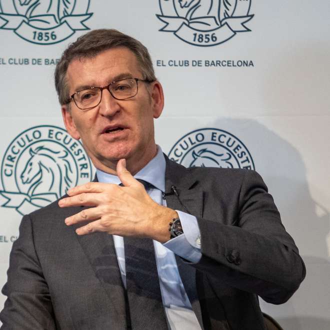 Feijoo Presents His Political Project At A Colloquium At The Circulo Ecuestre