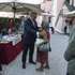 O presidente da República, António José Seguro (C-E), conversa com uma visitante na Feira do Livro em Belém 2026, esta tarde no Palácio de Belém, em Lisboa, 18 de setembro de 2026. MIGUEL A. LOPES/LUSA