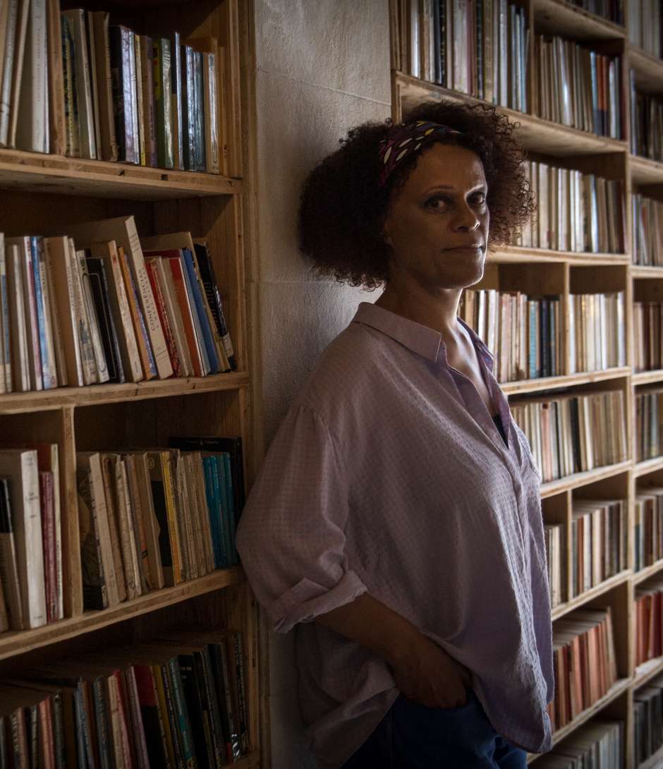Entrevista à escritora britânica, Bernardine Evaristo, que publicou recentemente um novo romance "Mr. Loverman", vista por críticos como a obra-prima de Bernardine. 15 de Outubro de 2022 Festival FÓLIO, Óbidos TOMÁS SILVA/OBSERVADOR
