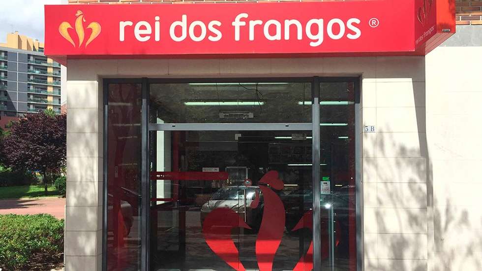 Esta empresa de Leiria anda há 32 anos a virar frangos, nada tem a ver com o caso hoje noticiado