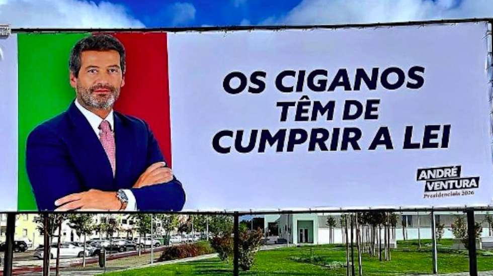 Para os autores da ação, a mensagem dos cartazes "estigmatiza e humilha o povo cigano no seu todo"