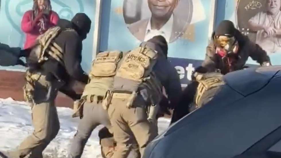 Agentes dispararam sobre Pretti durante protestos contra a atividade da agências federais