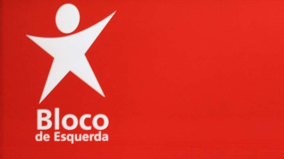 A coordenadora do Bloco de Esquerda (BE), Catarina Martins, durante a conferência de imprensa sobre medidas a adotar no quadro do Estado de Emergência, na sede do partido em Lisboa, 12 de novembro de 2020. MANUEL DE ALMEIDA/ LUSA