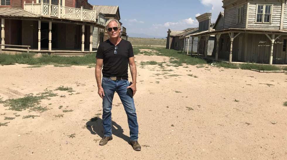 Dave Halls confessou que não conferiu devidamente a arma que disparou contra Hayla Hutchins