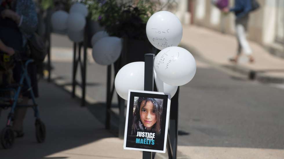 Maëlys de Araujo foi sequestrada numa festa de casamento familiar, na cidade de Pont-de-Beauvoisin, onde estariam cerca de 200 convidados