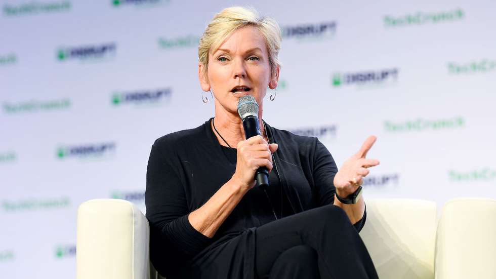 Jennifer Granholm, de 61 anos, é conhecida pelo seu interesse em questões de energia