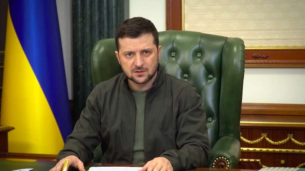 Volodymyr Zelensky apontou que um encontro "em qualquer formato" com Vladimir Putin será necessário para terminar com o conflito