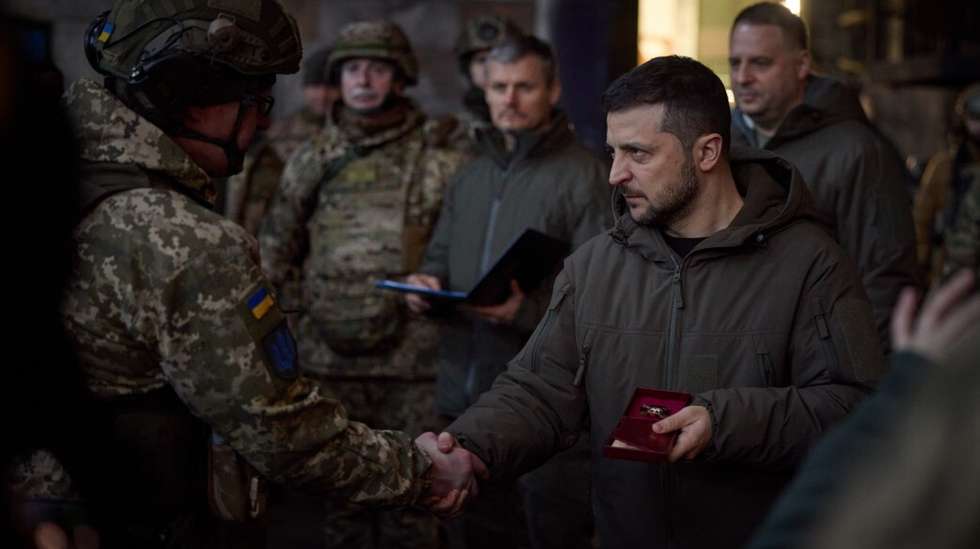 Ukrainian President Volodymyr Zelenskyy visits Bakhmut