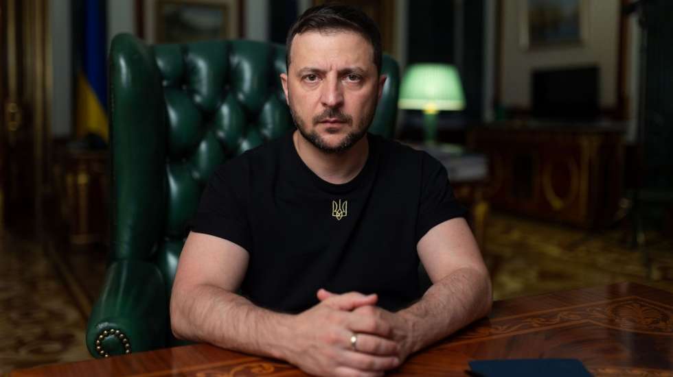 Volodymyr Zelensky garante que a Ucrânia "vai defender-se dos ataques de qualquer direção e de qualquer arma"