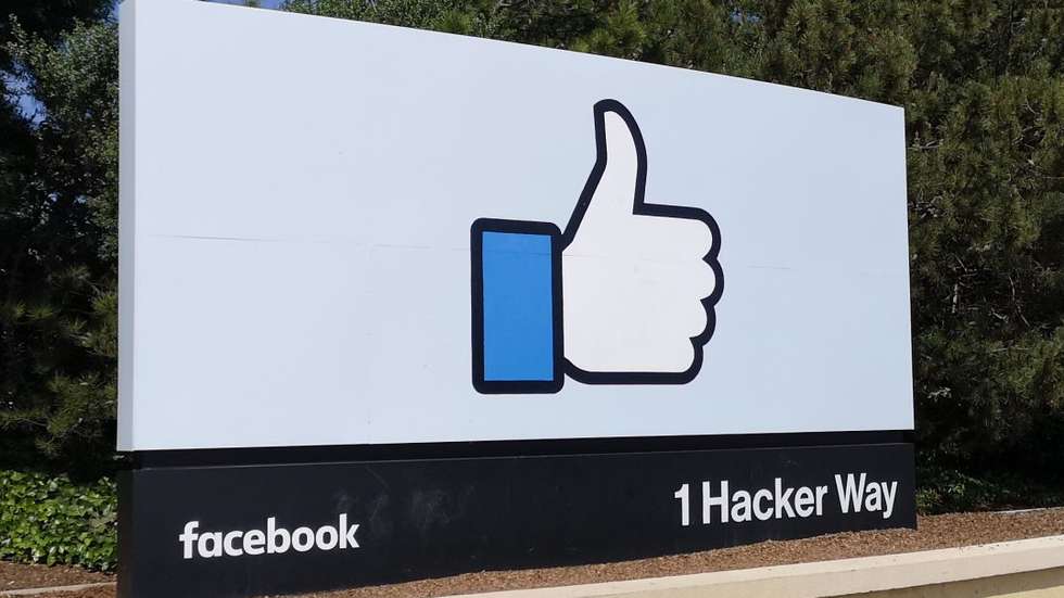 O Facebook, além da rede social com o mesmo nome, detém o Instagram e o WhatsApp