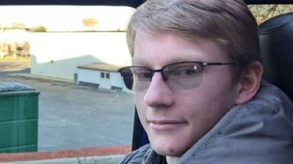 Austin Tucker Martin foi abatido a tiro depois de ter tentado entrar com uma 'shotgun' em Mar-a-Lago. Tinha sido dado como desaparecido pela família