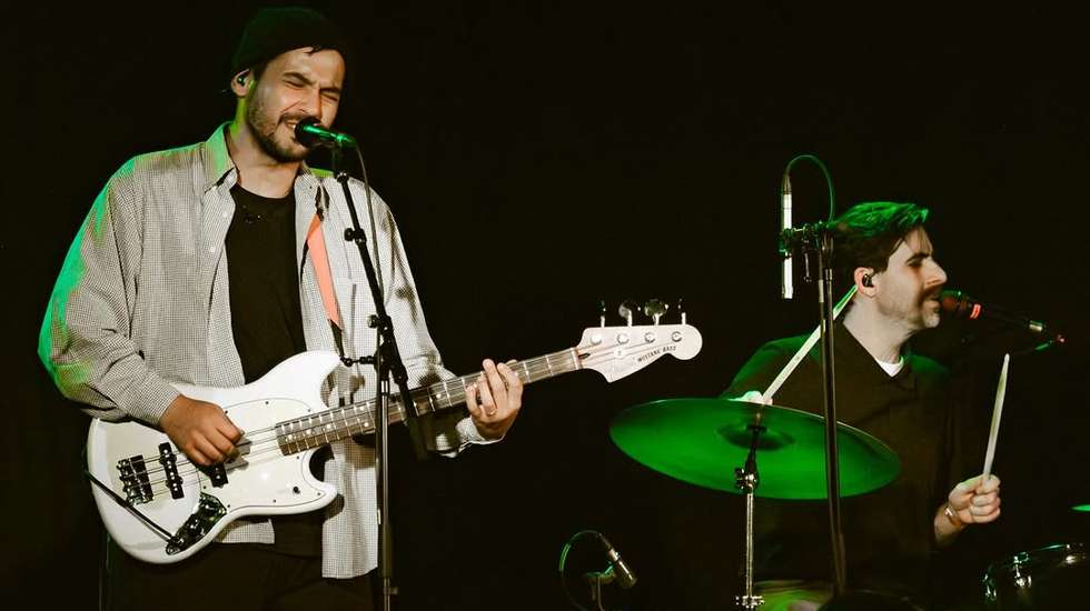 Ainda em março, os Terno Rei têm concertos marcados em Paris, Amesterdão, Londres e Dublin (aqui fotografados no palco do Hard Club, no Porto)