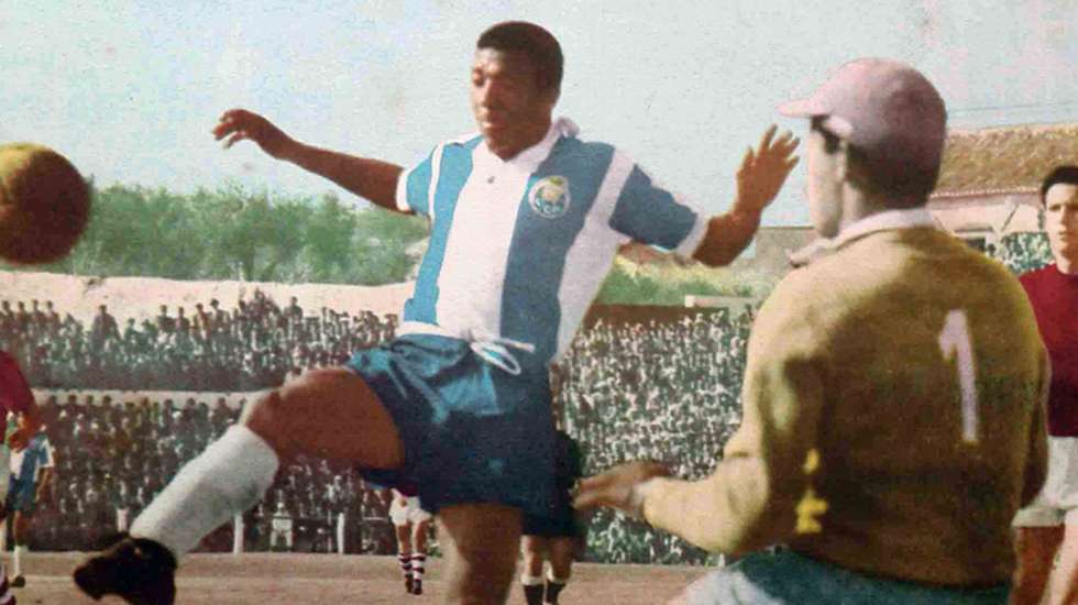 Carlos Duarte foi uma das grandes figuras do FC Porto de Yustrich nos anos 50