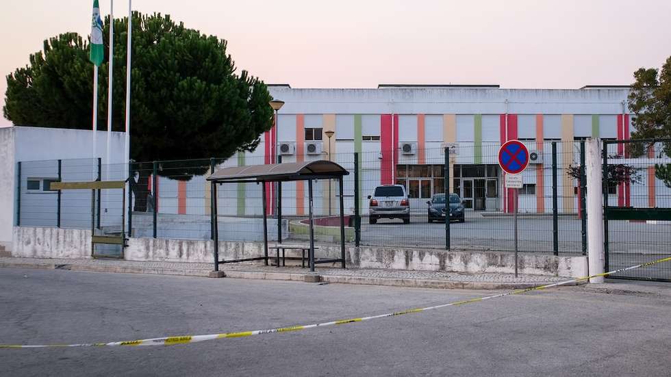A secretária regional da Educação, Cultura e Desporto, também ouvida na comissão, disse que não se opõe ao apelo, mas salienta que ao abrir este precedente, outros possam seguir